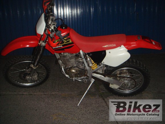 2002 Honda XR 400 R photo